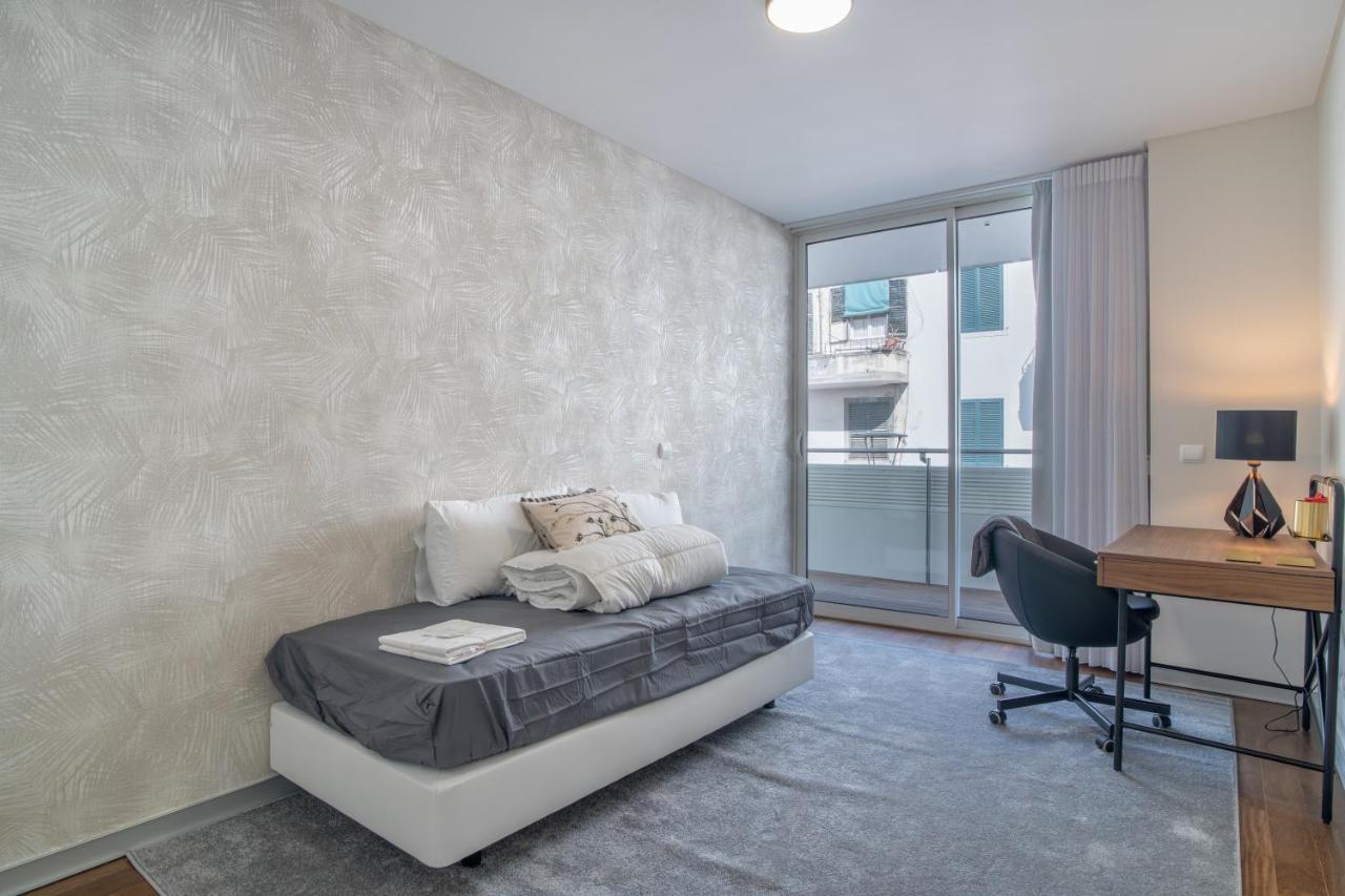 Movenpick Apartment Фуншал Экстерьер фото